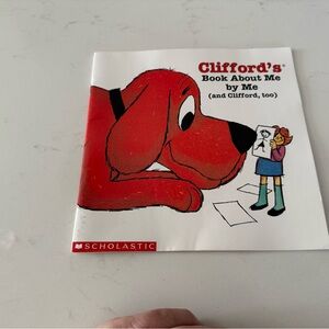 Scholastic Clifford's Book About Me - Red, White, Black
